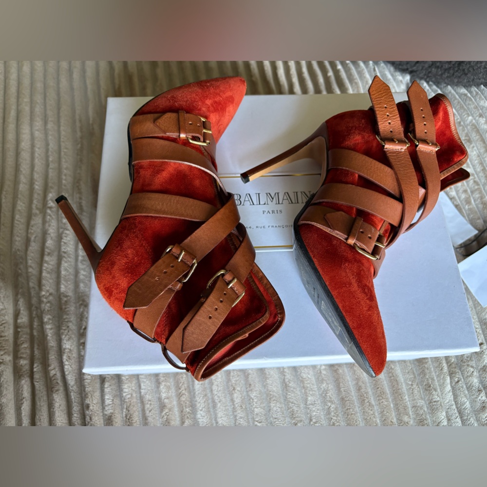 Balmain Paris Terracotta Booties, size 6